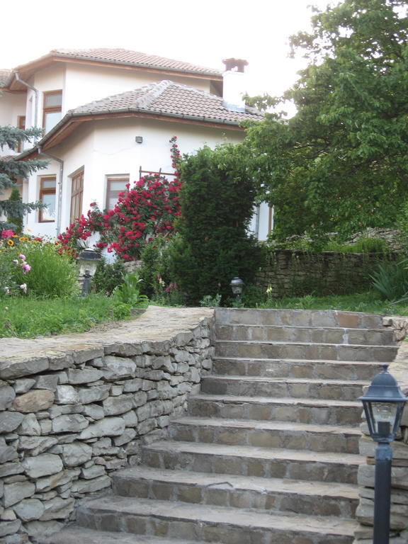 Guest House Astra Arbanasi Exterior photo